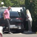 Šuškalo se da rasprodaje Sašine besne automobile: U ovome se sada vozi Suzana Jovanović i ovako živi