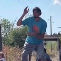 Boban Marjanović pokazao kako igra i dominira u polju: Ovakav ples na traktoru još niste videli