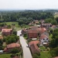 „Svaki put nam je isto. Sve nas to vraća na taj isti dan“ u Goraždevcu obeležena 22. Godišnjica od ubistva dvojice dečaka na…