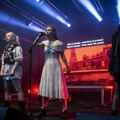 Moskva: Tužilaštvo zatražilo kazne zatvora u odsustvu za pet članica grupe Pusi rajot