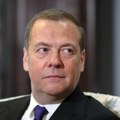 Medvedev: Vreme je da se napusti tolerantni stav prema našim susedima koji se pridružuju onome što je sada vojno-ekonomska EU…