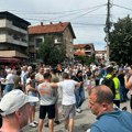 „Naše kuće nisu koridor za prugu“ – Pantelejci blokadom započeli trodnevni bunt protiv obilaznice