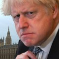 Novi ispad bivšeg premijera Britanije: DŽonson pitao naučnike da li kovid može da se ubije fenom za kosu