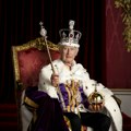 Kralj Čarls III se tokom proba za krunisanje našalio da ima prste kao kobasice