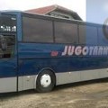 “Jugotrans” u Brestovcu neće na stanicu već putnike istovaruje pored ulice i ugrožava im bezbednost