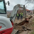 Napreduju radovi na uvođenju kanalizacije u selu Berilovac. Ukoliko vremenski uslovi dozvole, radiće se i tokom zime!