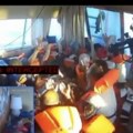 Izraelci upravo upadaju na brodove, uhićena Greta Thunberg