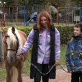 Druženje s konjima kao lek: Kako hipoterapija pomaže deci i odraslima
