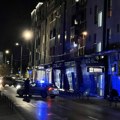 (Foto) Beba pala sa 4 sprata zgrade! Horor u Podgorici Devojčica hitno prevezena u bolnicu, na licu mesta policija