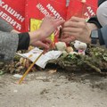 Novosađani u komemorativnoj šetnji povodom 17 meseci od pada nadstrešnice