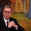 Vučić poziva građane na smirivanje tenzija, a strane službe da provere da li je upotrebljen "zvučni top"