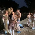 Slavlje na ulicama Pariza zbog hladnog talasa! Ljudi izleteli da se rashlade širom Francuske koja je danima ključala, munje…