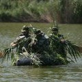 Izviđači Vojske Srbije na obuci kod Niša: Helikopterima u dubinu terena, pa preko vodenih prepreka [FOTO+VIDEO]