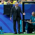 "Ne možeš tako da vodiš Brazil!" Anćeloti napravio radikalan rez, legenda kipti od besa: "Nije ti ovo klub!"