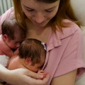 Unicef donirao UKC Niš reanimacioni sto i fotelju za odeljenje neonatologije