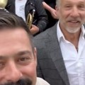 "Gračanica sva u sjaju" Milan Vasić uz trubače i Milana Kalinića proslavio krštenje sina na Kosovu