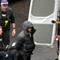 Ovo je muškarac koji je izveo napad u Londonu! Objavljen snimak njegovog hapšenja, napravio haos na aerodromu Hitrou…