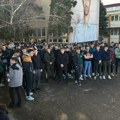 „16 minuta ćutanja“ u Lazarevcu: podrška učenika, profesora i građana