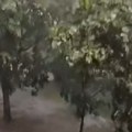 Pojavio se strašan snimak iz Kraljeva: Vetar nosi sve pred sobom!