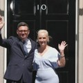 Britanski mediji: Ko je Mari-Frans van Hil, supruga novog premijera Endrua Bernama