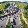 Pet zemalja EU planira "centre za povratak" migranata u trećim zemljama