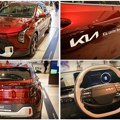 Ona je donela budućnost automobilizma u Beograd: U Galeriji se svi za njom okreću, a nama je prirasla k' srcu (foto)