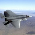 F-35 obaraju i gromovi: Najskuplji i najsavremeniji vojni avion SAD ubuduće će morati da zaobilazi oblake
