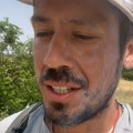 (Video) Zmija šarka na putu: Nikola Rokvić objavio užasan prizor u Grčkoj, evo šta je ugledao dok je pešačio