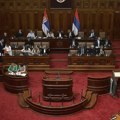 Nastavlja se rasprava na vanrednoj sednici Poslanici Skupštine Srbije ponovo zasedaju, ovo je dnevni red