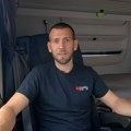 Čovek sa slike je vozač kamiona, i sada je svima pokazao svoju platnu listu: Mnogi su ostali bez reči