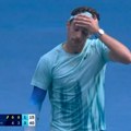 Novak u potpunom šoku - nije ni slutio da će se ovo dogoditi: Pogledajte momenat kada je Italijan odlučio da odustane! (video)…