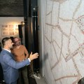 Gradonačelnik Mićin otvorio izložbu "Srce Grada" u Kulturnoj stanici Svilara