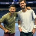 Novak Đoković pokazao mišiće sa poznatim teniserom: "Skoro da možemo da igramo kao Roberto Karlos"