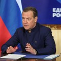 "Apokalipsa je SAD vrlo verovatna": Medvedev ponovo preti: Postoji dva načina da se ovo reši, a jedan je treći svetski rat