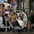 Incident na protestu za Kablar ispred Vlade Srbije: Pogledajte trenutak kad žena otima mikrofon privođenom aktivisti VIDEO