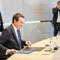 Kutri o ukidanju stikera na RKS tablicama: Pokušaj Vlade Srbije da umanji kritike Zapada zbog krađe na izborima