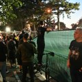 Euforija na Ušću pre početka koncerta Ramštajna: Fanovi se satima okupljali, a predgrupa zagrejala atmosferu