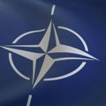 Orban: NATO planira izgradnju tri velike baze za isporuke oružja Ukrajini