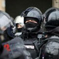 Novba ekonomija: Šta građani mogu da urade ako ih policija povredi i ko plaća odštetu