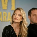 Bila je zvezda „Vojne akademije“, dva puta se udavala, rodila decu, pa sahranila oba roditelja – život čuvene Šašvari je pun…