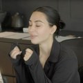 Ким Кардашијан откривена "ниска активност мозга": Лекар сумња да је узрок стрес због учења за правосудни испит (видео)