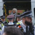 U Londonu osuđeni aktivisti Palestinske akcije zbog napada na izraelsku fabriku dronova u Bristolu