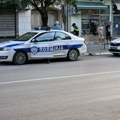Na jučerašnjem protestu zbog postojanja sumnje da su izvršili krivično delo ugrožavanje sigurnosti uhapšena dva lica. Prajd…