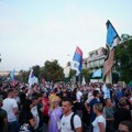 "Studenti su probudili Srbiju": Protest u Novom Sadu povodom godišnjice sukoba kod prostorija SNS