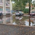 Problemi s vodom u dve ulice u Durlanu: Nišlije prijavljuju zadržavanje kišnice i curenje, tvrde da nadležni ne reaguju