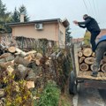 Hajrat počeo podjelu ogrijeva porodicama u potrebi u Tutinu