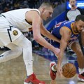 ''Jokić i Kari SU transformisali košarku'' Legendarni DŽordž Karl oduševljen dvojicom NBA asova