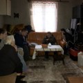 Četvoro dece sa slepom bakom živi u baraci u Prijepolju, komšije rešile da im kupe kuću