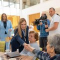 "Obraz jedne države se ogleda u poštovanju prema starijima" Ministarka Stamenkovski obišla Gerontološki centar u Valjevu…