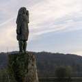 Slovenačka policija istražuje nestanak bronzane statue Melanije Tramp